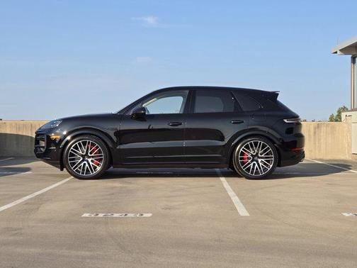 2026 Porsche Cayenne Turbo