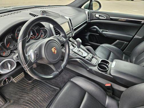 2014 Porsche Cayenne Turbo