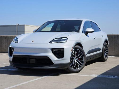 2025 Porsche Macan 4S