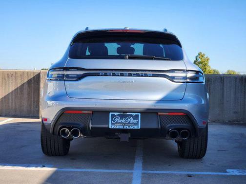 2026 Porsche Macan AWD