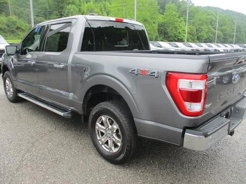 CARBONIZED GRAY METALLIC 2023 Ford F-150 LARIAT