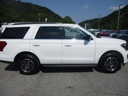 2023 Ford Expedition XL