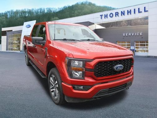 HOT PEPPER RED MET TINTD CC 2023 Ford F-150 XL
