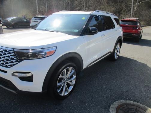 STAR WHITE MET TRI-COAT 2023 Ford Explorer PLATINUM