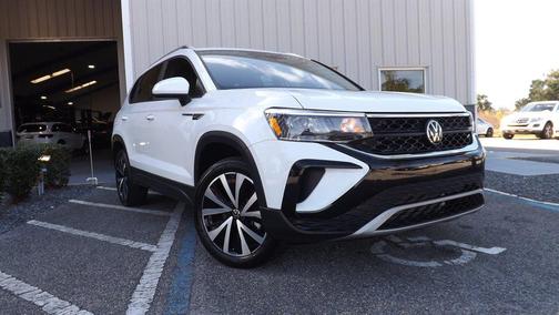 2024 Volkswagen Taos 1.5T SE
