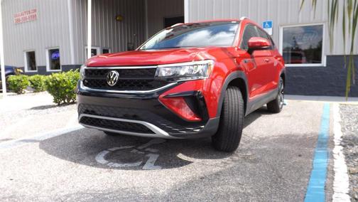 2024 Volkswagen Taos 1.5T SE