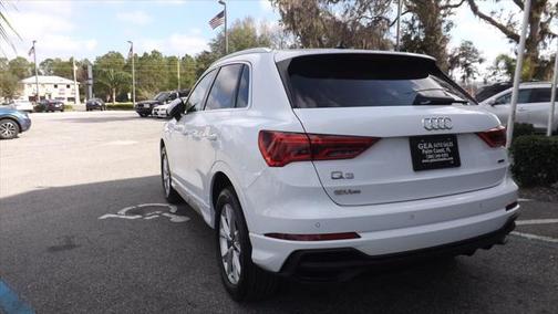 2024 Audi Q3 Premium 45 TFSI S line quattro Tiptronic