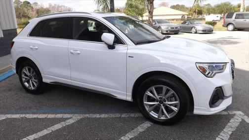 2024 Audi Q3 Premium 45 TFSI S line quattro Tiptronic