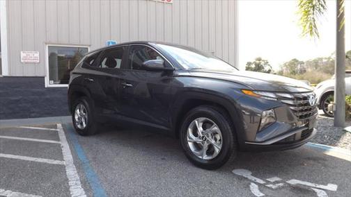 2024 Hyundai TUCSON SE