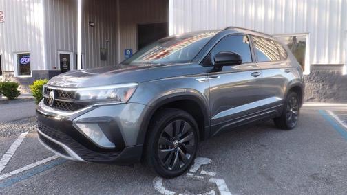 Platinum Gray Metallic 2022 Volkswagen Taos 1.5T S