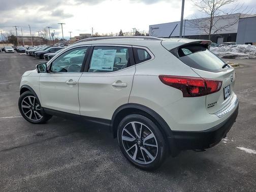 2017 Nissan Rogue Sport SL