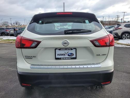 2017 Nissan Rogue Sport SL