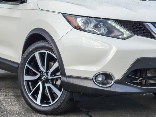 2017 Nissan Rogue Sport SL