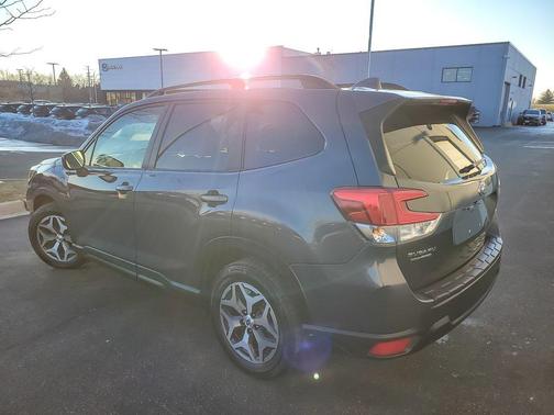 2020 Subaru Forester Premium