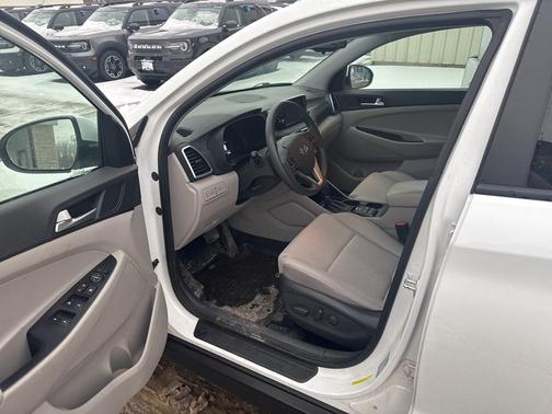 2021 Hyundai TUCSON Value