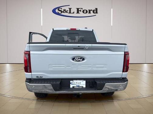 SPACE WHITE METALLIC 2025 Ford F-150 LARIAT