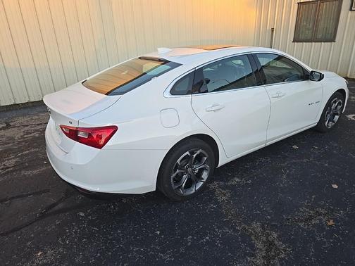 2024 Chevrolet Malibu FWD 1LT