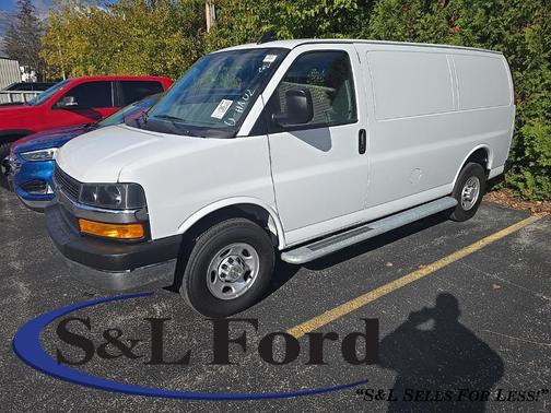 2024 Chevrolet Express 2500 RWD 2500 Regular Wheelbase WT