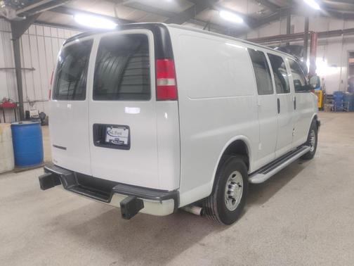 2024 Chevrolet Express 2500 RWD 2500 Regular Wheelbase WT