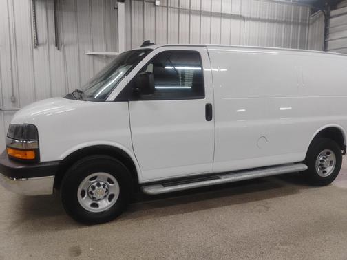 2024 Chevrolet Express 2500 RWD 2500 Regular Wheelbase WT