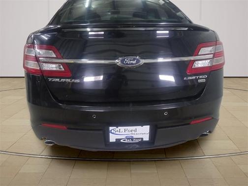 2019 Ford Taurus LIMITED