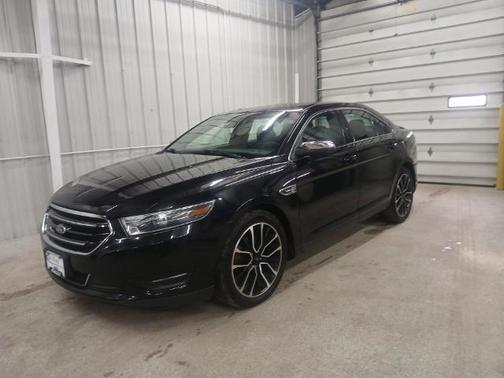 2019 Ford Taurus LIMITED