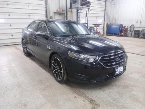 2019 Ford Taurus LIMITED