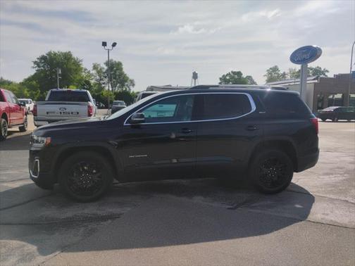 2023 GMC Acadia AWD SLT