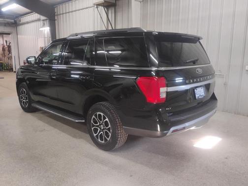 2023 Ford Expedition XLT
