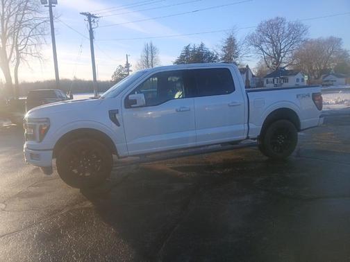 2024 Ford F-150 PLATINUM