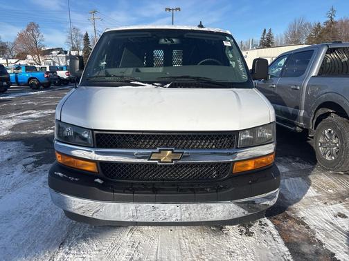 2024 Chevrolet Express 2500 RWD 2500 Regular Wheelbase WT
