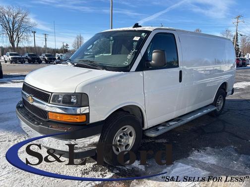 2024 Chevrolet Express 2500 RWD 2500 Regular Wheelbase WT