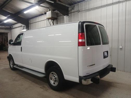 2024 Chevrolet Express 2500 RWD 2500 Regular Wheelbase WT
