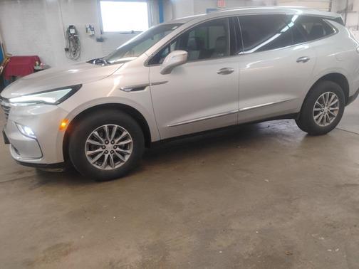 2022 Buick Enclave AWD Essence