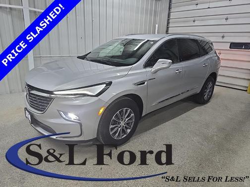 2022 Buick Enclave AWD Essence