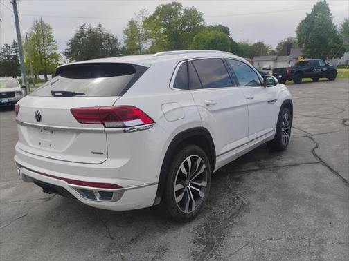 2023 Volkswagen Atlas Cross Sport 3.6L V6 SEL Premium R-Line