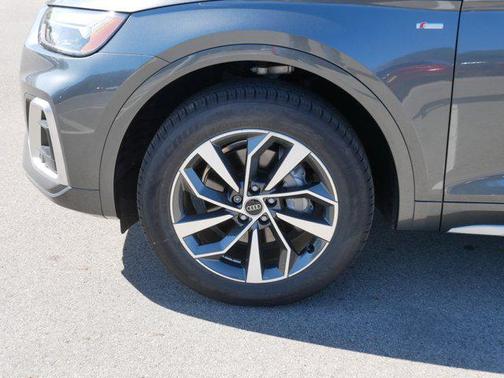 2025 Audi Q5 45 S line Premium Plus