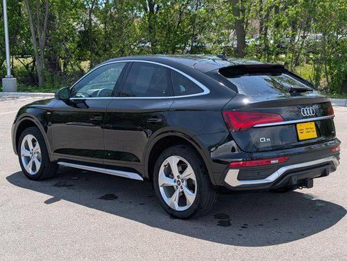 Mythos Black Metallic 2023 Audi Q5 45 S line Premium Plus