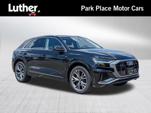 Mythos Black Metallic 2023 Audi Q8 55 Premium Plus