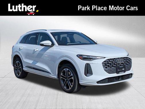 2025 Audi Q5 Premium TFSI quattro S tronic