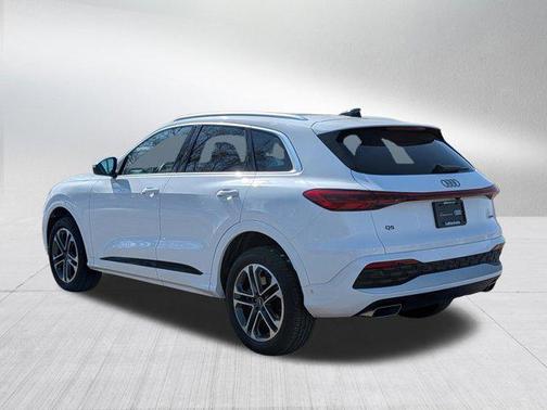 2025 Audi Q5 Premium TFSI quattro S tronic