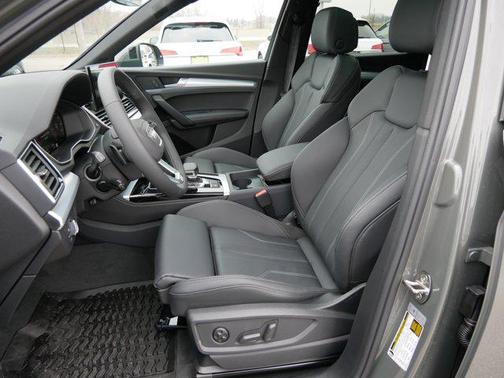 2025 Audi Q5 45 S line Premium Plus