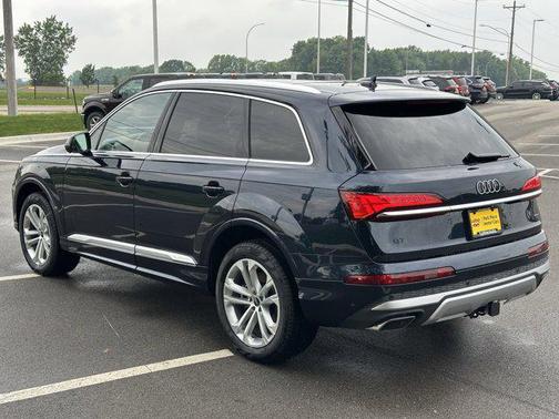 2025 Audi Q7 55 Premium Plus