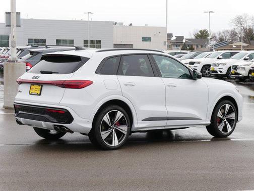 2025 Audi SQ5 3.0T Premium Plus