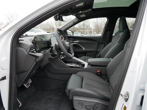 2025 Audi SQ5 3.0T Premium Plus