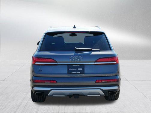 2025 Audi Q7 55 Premium Plus