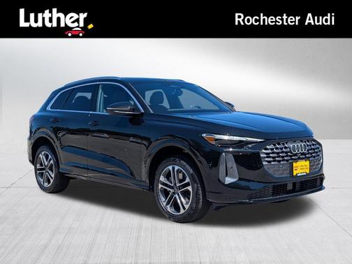Mythos Black Metallic 2026 Audi Q5 Premium TFSI quattro S tronic