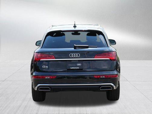 2022 Audi Q5 45 S line Premium