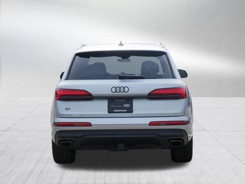 2025 Audi Q7 55 Prestige