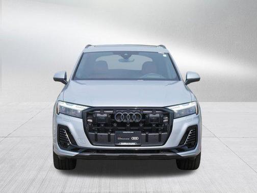 2025 Audi Q7 55 Prestige